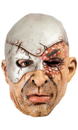 Masque survivant réaliste
