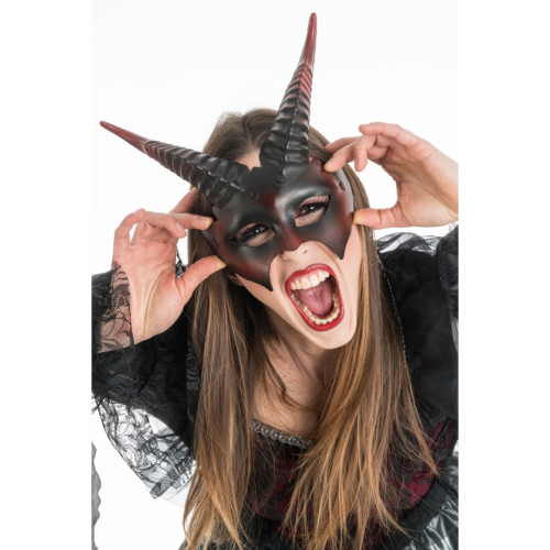 Masque loup démon avec cornes