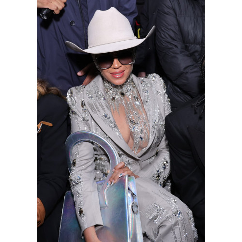 Chapeau cow boy beyoncé carter tour couleur blanc en vente chez Be Happy