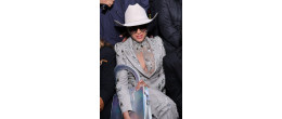 Chapeau cow boy beyoncé carter tour couleur blanc en vente chez Be Happy