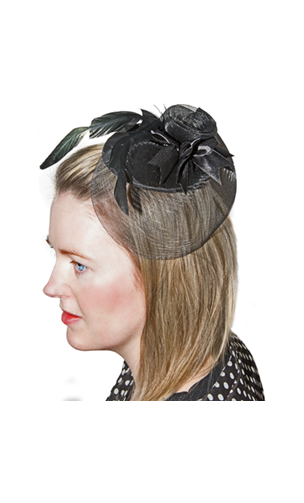 Chapeau bibi noir cabaret 1900, 1920 pour femme en vente