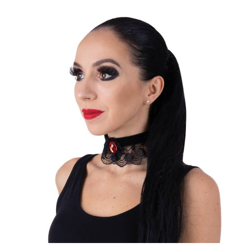 Collier gothique à pierre rouge