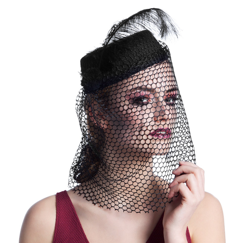 Chapeau black widow avec voile