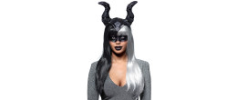 Perruque evil temptress, cruella luxe longue pour adulte en vente chez Be Happy à Paris.