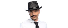 Moustache fine année 1920 1930 gangster borsalino en vente à Be Happy