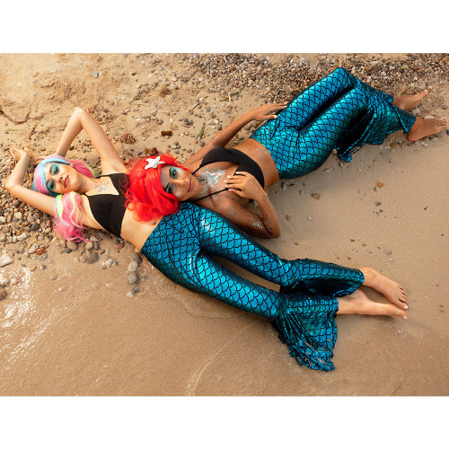 Perruque la petite sirène rouge pour adulte en vente chez Be Happy à Paris