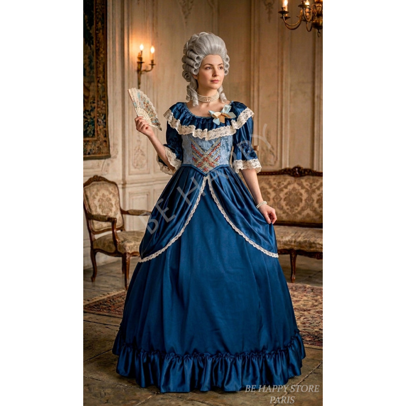 Location robe marquise Marie Antoinette  bleue, robe Versailles chez Be Happy à Paris
