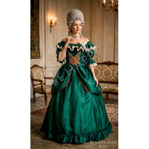 Location robe marquise Marie Antoinette  verte, robe Versailles chez Be Happy à Paris