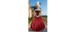 Location robe d'époque courtisane de Versailles bordeaux chez Be Happy