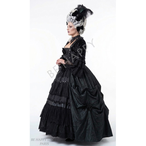 robe gothique du 18ème siècle Duchesse Morgane de Rouen en noir avec dentelle et perruque haute, boutique Be Happy.