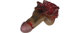 Faux Pénis amputé de 12cm en latex sous barquette pour déco Halloween en vente à Paris